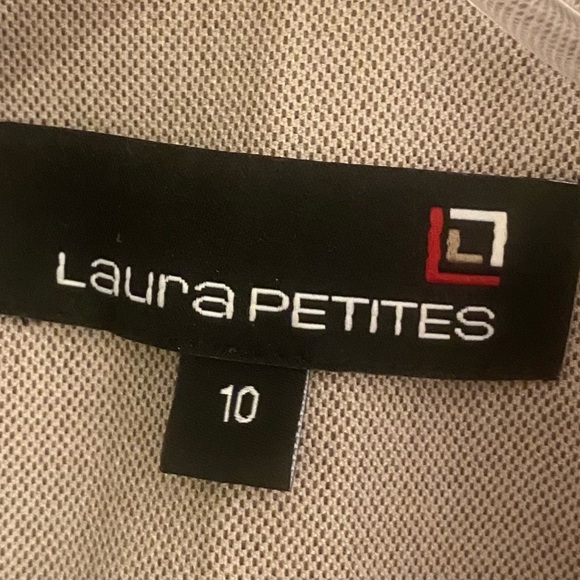 CLEO 4 Button lined Blazer with tiny Ruffle/Ribbon detail in Denim Cream. - Picture 7 of 7